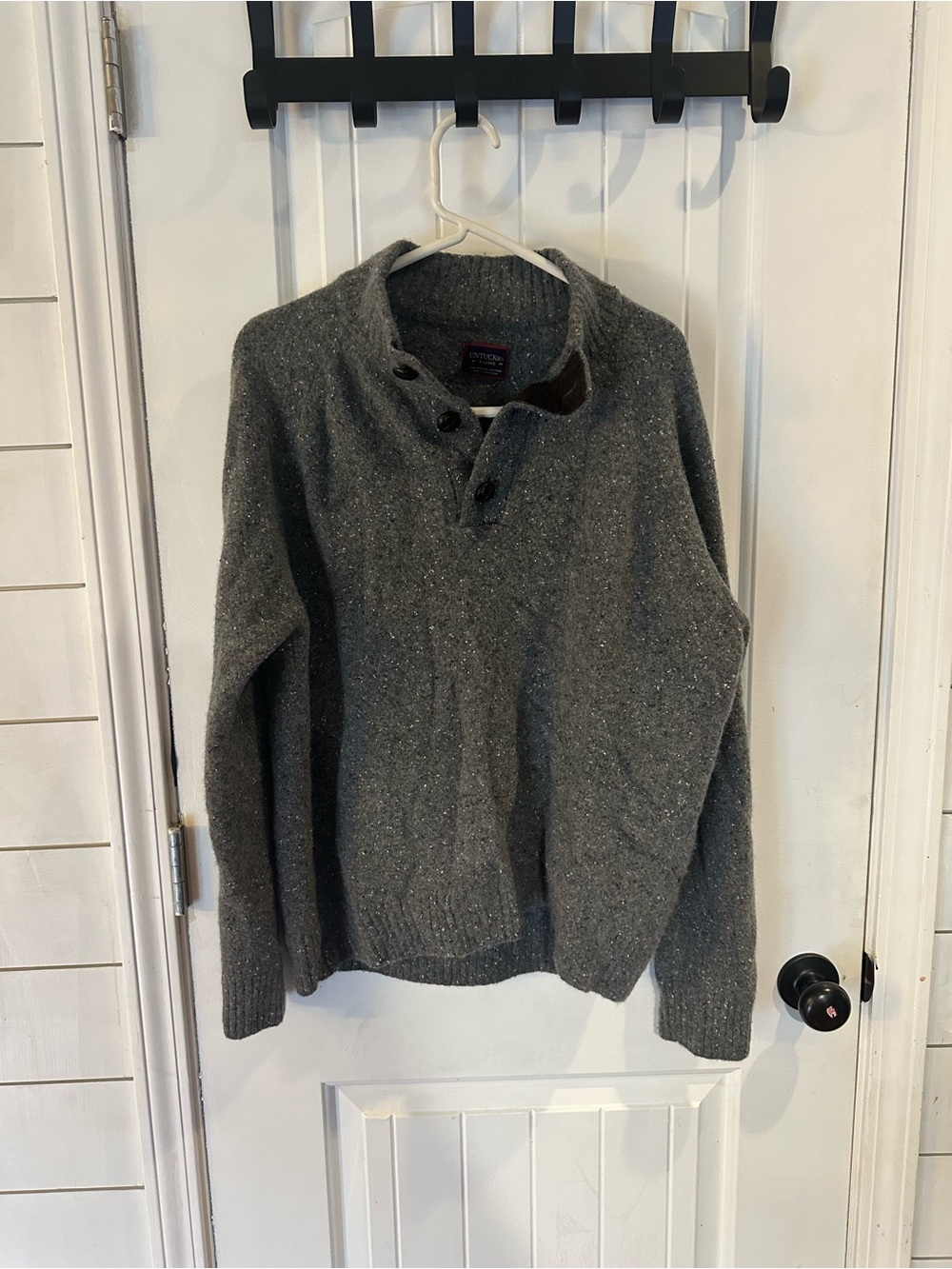 UNTUCKit Men's Charcoal Gray Half-Button wool blend Sweater